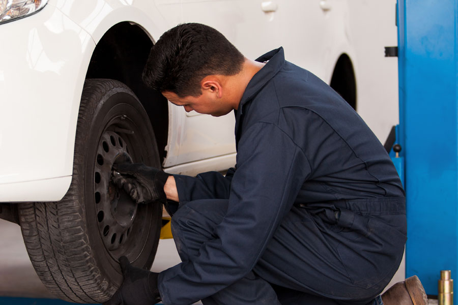 How to check your Wheel Hub Assemblies (Wheel Bearings) for Signs of Damage